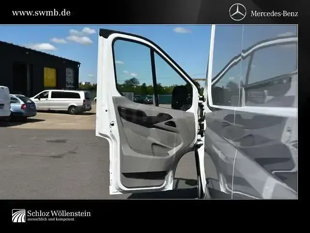 Używany Maxus V90 147 KM (108 kW) 2025 Biały Van