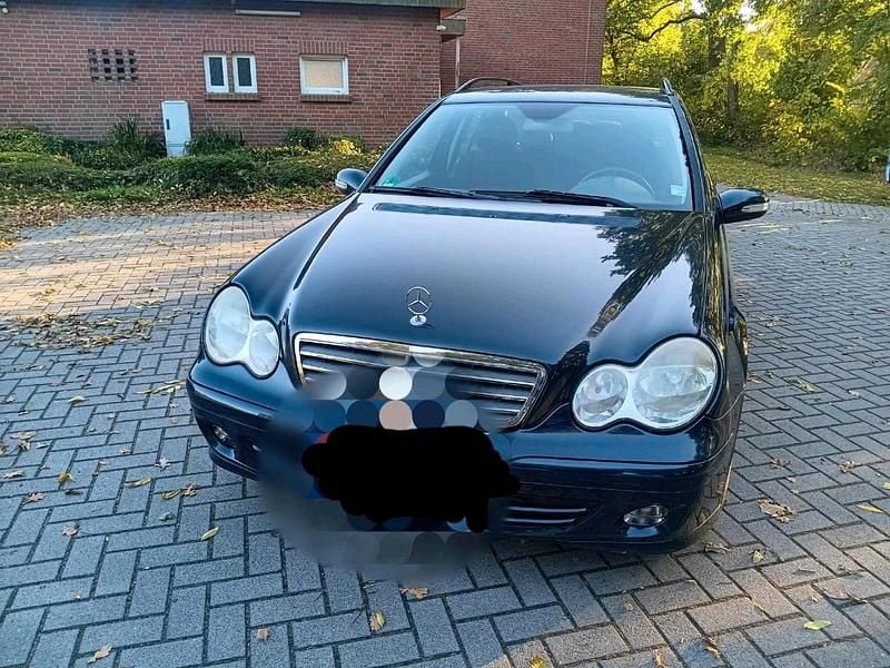 Weiß Gebraucht 2005 Mercedes C180 Kombi | 1.100 € (Superpreis) - Bild 1/4