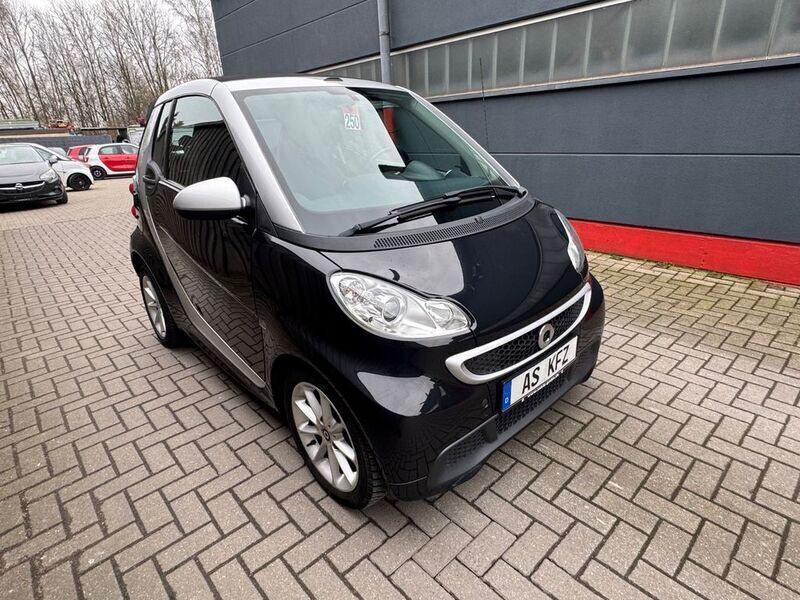Schwarz Gebraucht 2013 Smart ForTwo Cabrio Cabrio | 6.990 € (Fairer Preis) - Bild 1/4