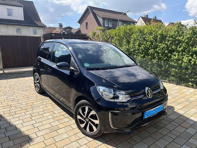 Gebraucht VW e-up! Active 61 kW (83 PS) 2021 Schwarz Kleinwagen