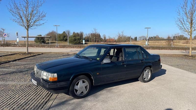 Grün Gebraucht 1991 Volvo 940 Limousine | 4.800 € - Bild 1/4