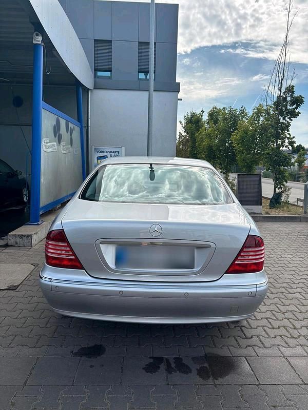 Gebraucht Lada 1200 224 PS (164 kW) 2000 Silber Limousine