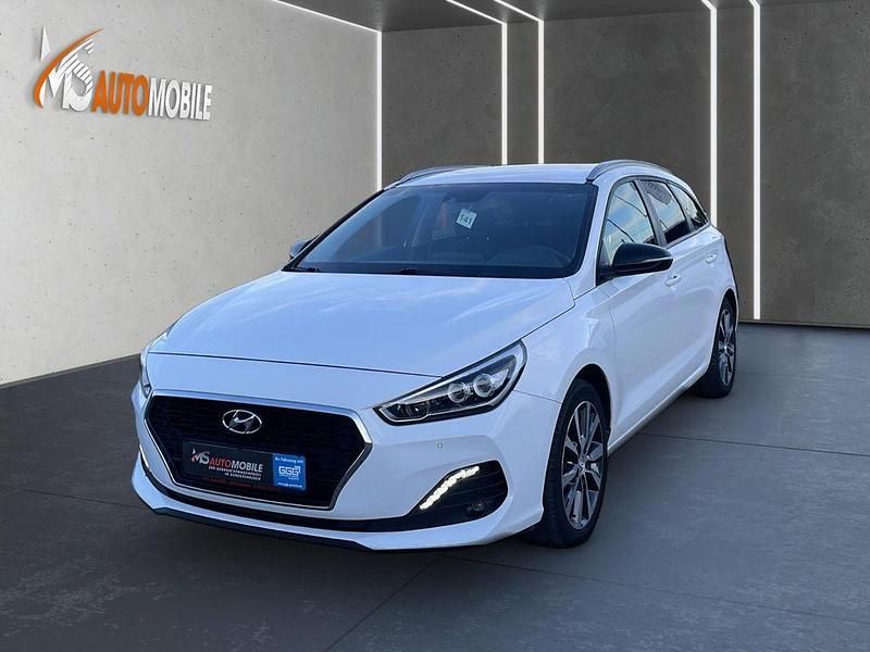 Weiß Gebraucht 2019 Hyundai i30 YES! Kombi | 12.990 € (Fairer Preis) - Bild 1/4