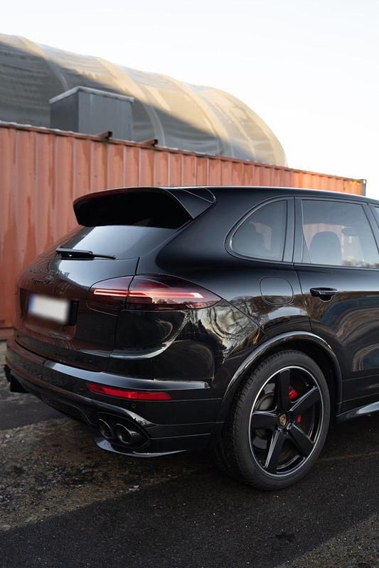 Gebraucht Porsche Cayenne GTS 441 PS (324 kW) 2016 Schwarz SUV