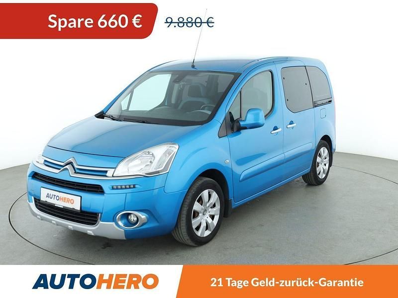 Blau Gebraucht 2015 Citroën Berlingo SELECTION Van / Kleinbus | 9.220 € (Teuer) - Bild 1/3