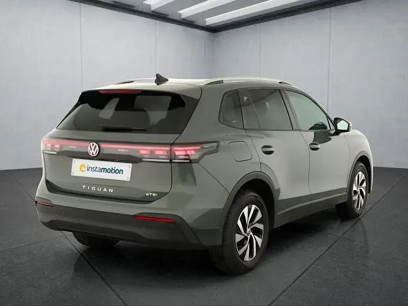 Nowe VW Tiguan 150 KM (110 kW) 2026 Zielony SUV