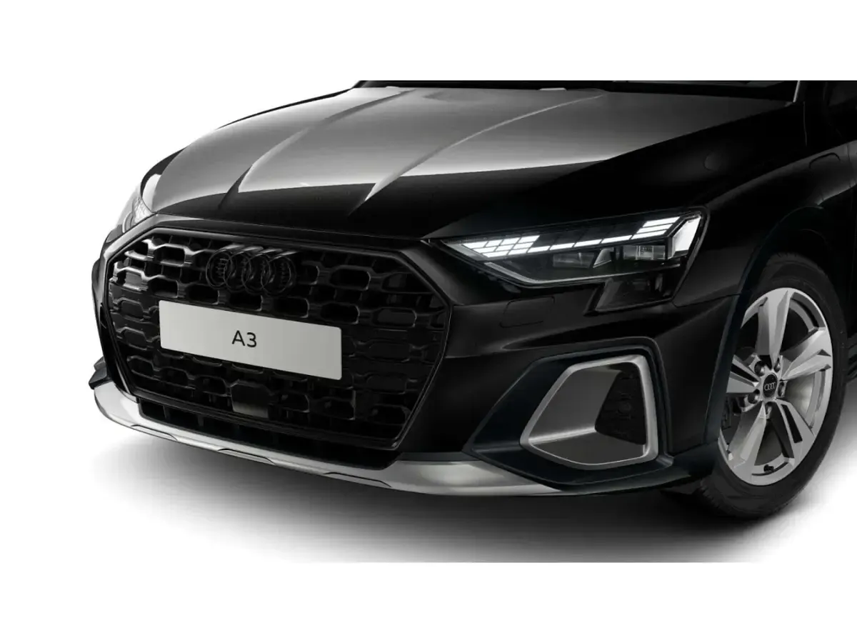 Gebraucht Audi A3 e-tron S-Line 204 PS (150 kW) 2025 Mythosschwarz metallic Kleinwagen