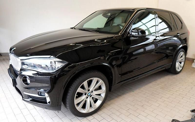 Schwarz Gebraucht 2017 BMW X5 Comfort Edition SUV | 36.990 € (Teuer) - Bild 1/4