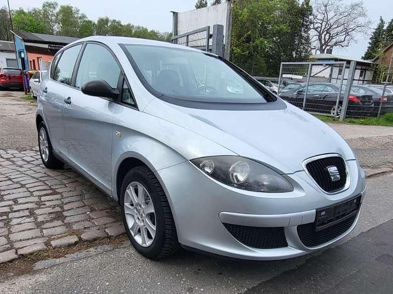 Gebraucht Seat Altea Comfort 102 PS (75 kW) 2008 Luna grey Van / Kleinbus