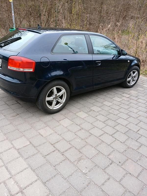 Second-hand Audi A3 150 CP (110 kW) 2004 Albastru Hatchback