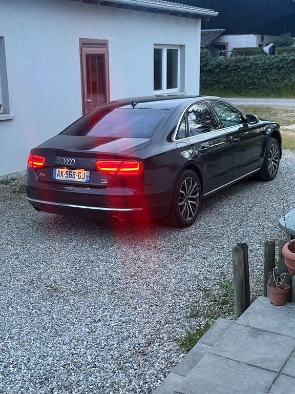 Gebraucht Audi A8 351 PS (258 kW) 2010 Schwarz Limousine