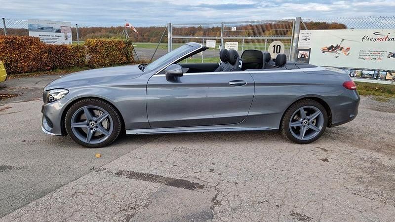 Grau Gebraucht 2018 Mercedes C250 AMG line Cabrio | 28.700 € (Guter Preis) - Bild 1/4
