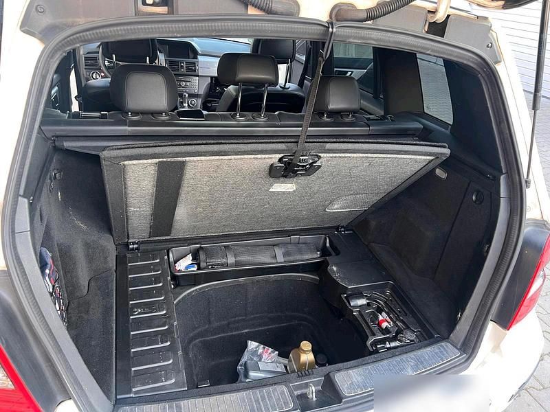 Gebraucht Mercedes GLK220 170 PS (125 kW) 2012 Weiß SUV