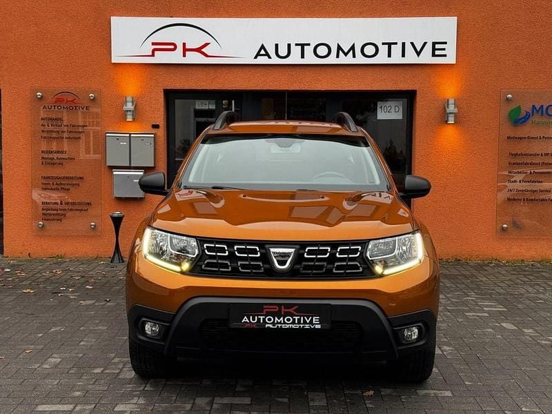Gebraucht Dacia Duster Comfort 114 PS (83 kW) 2018 Orange SUV