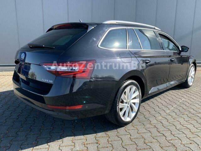Gebraucht Skoda Superb Style 150 PS (110 kW) 2017 Schwarz metallic Kombi