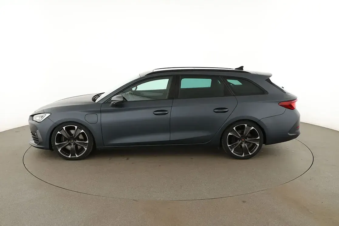 Używany Cupra Leon 2021 Szary Kombi