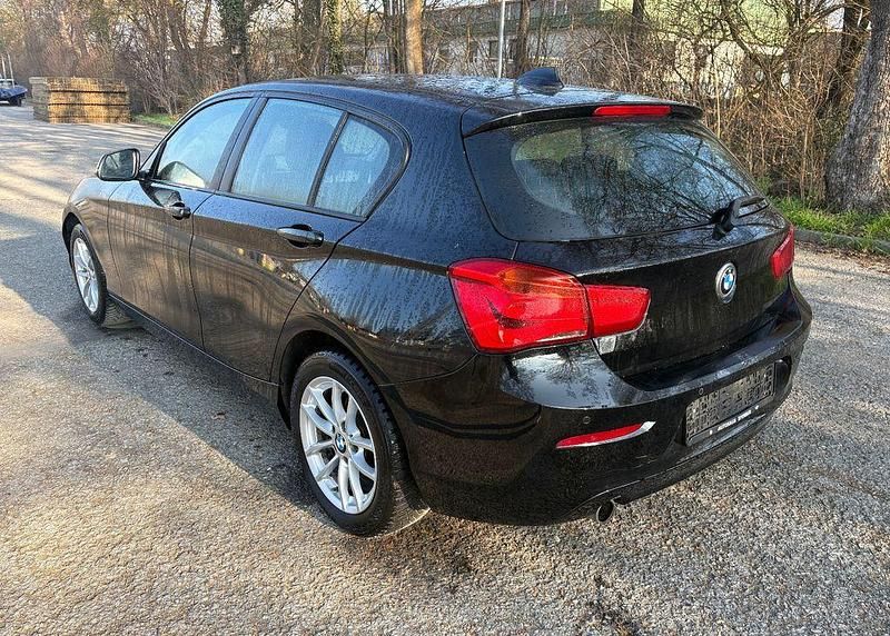 Gebraucht BMW 116 Advantage 109 PS (80 kW) 2017 Schwarz Kleinwagen
