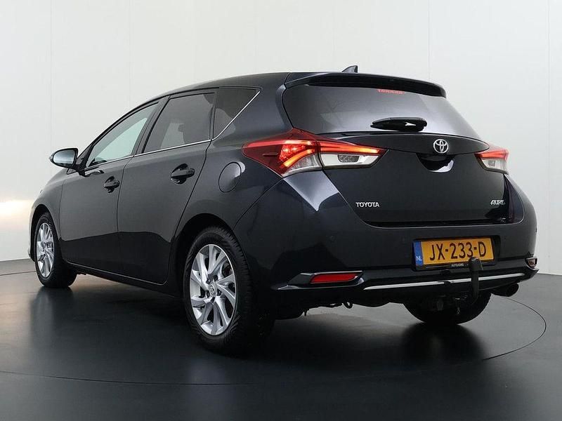 Gebraucht Toyota Auris Business Edition 116 PS (85 kW) 2016 Grau Limousine