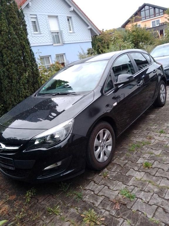Schwarz Gebraucht 2015 Opel Astra Selection Kombi | 10.500 € (Fairer Preis) - Bild 1/4