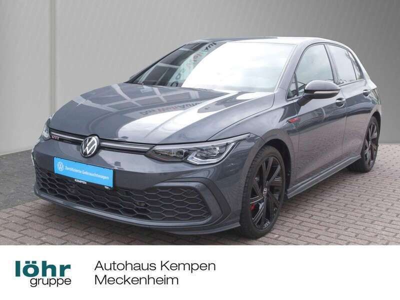Delfingrau metallic Gebraucht 2024 VW Golf VIII Style Limousine | 30.950 € (Guter Preis) - Bild 1/4
