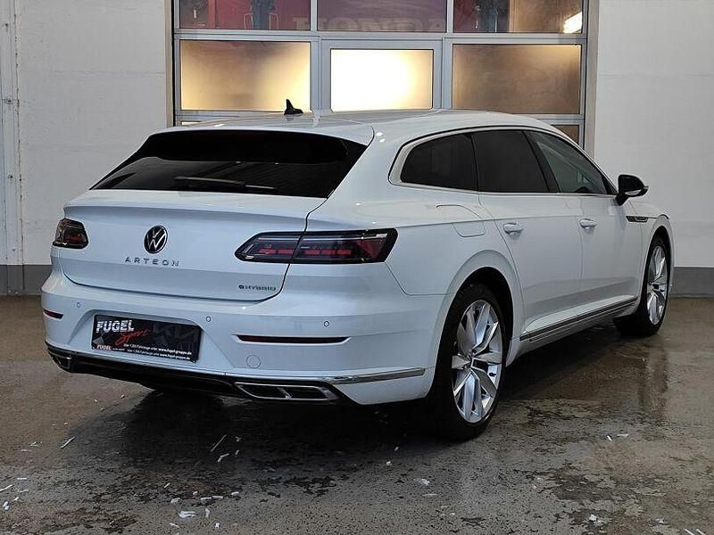 Gebraucht VW Arteon R-line 218 PS (160 kW) 2022 Oryxweiß perlmutteffekt Kombi