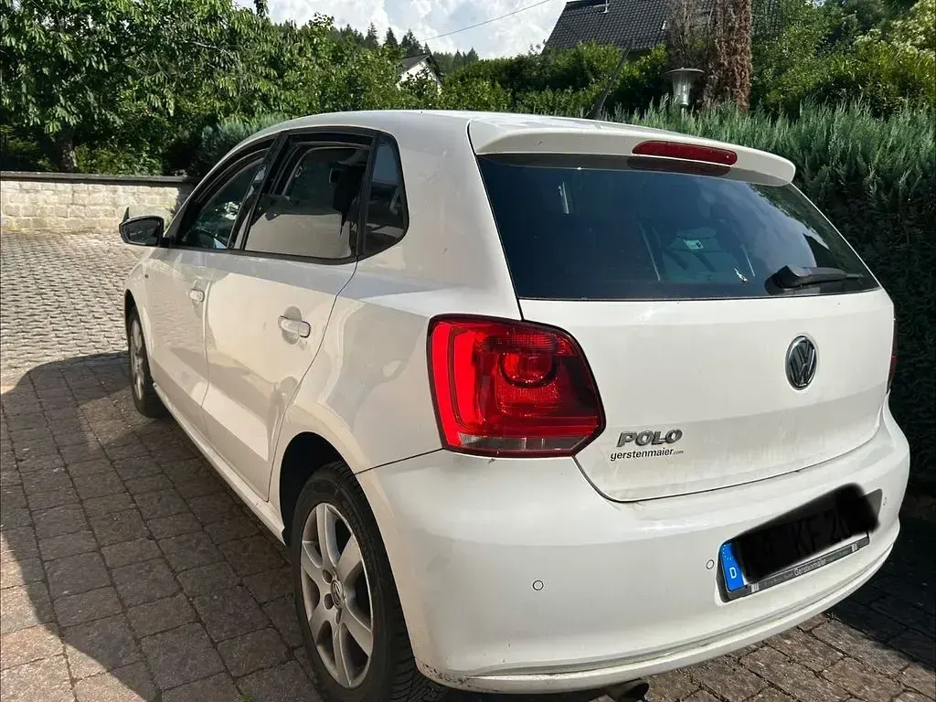 Gebraucht VW Polo Match 90 PS (66 kW) 2013 Weiß Kleinwagen