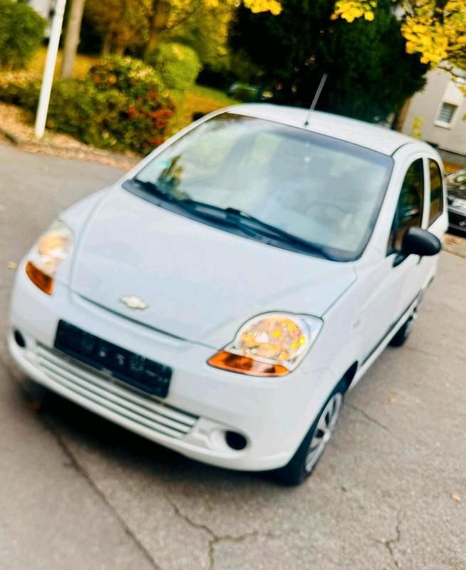 Weiß Gebraucht 2010 Chevrolet Matiz Kleinwagen | 1.600 € - Bild 1/4