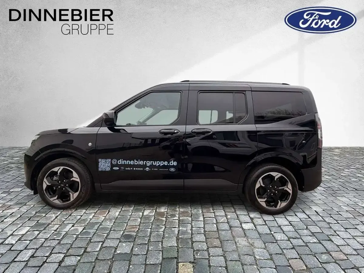 Neu Ford Tourneo Courier Titanium 100 kW (136 PS) 2025 Schwarz (metallic) Van / Kleinbus