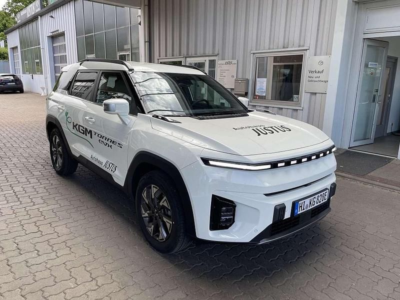 Usata KGM Torres EVX 152 kW (207 CV) 2025 Bianco SUV
