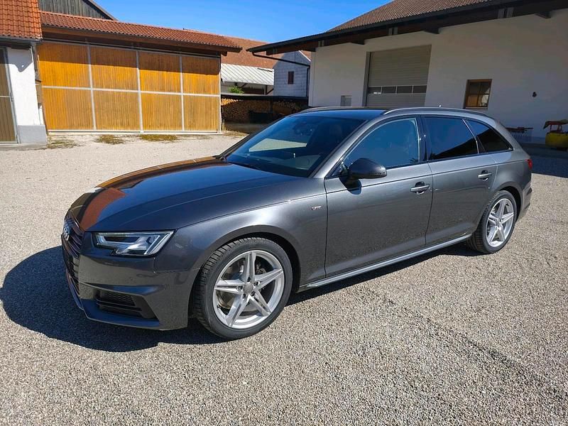 Grau Gebraucht 2016 Audi A4 S-Line Kombi | 20.900 € (Fairer Preis) - Bild 1/4