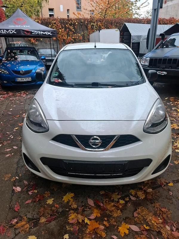 Weiß Gebraucht 2015 Nissan Micra Kleinwagen | 3.200 € (Guter Preis) - Bild 1/4