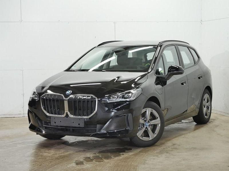 Schwarz Gebraucht 2024 BMW 230e Active Tourer Van / Kleinbus | 36.750 € (Guter Preis) - Bild 1/3