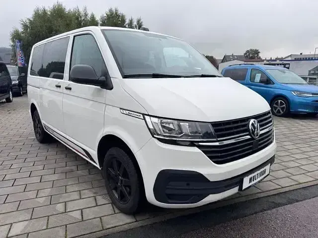 Używany VW Multivan Comfortline 150 KM (110 kW) 2021 Andere Minivan
