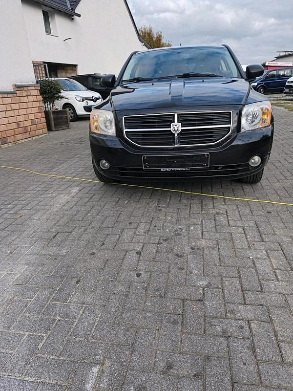 Schwarz Gebraucht 2010 Dodge Caliber SXT SUV | 3.900 € (Teuer) - Bild 1/4