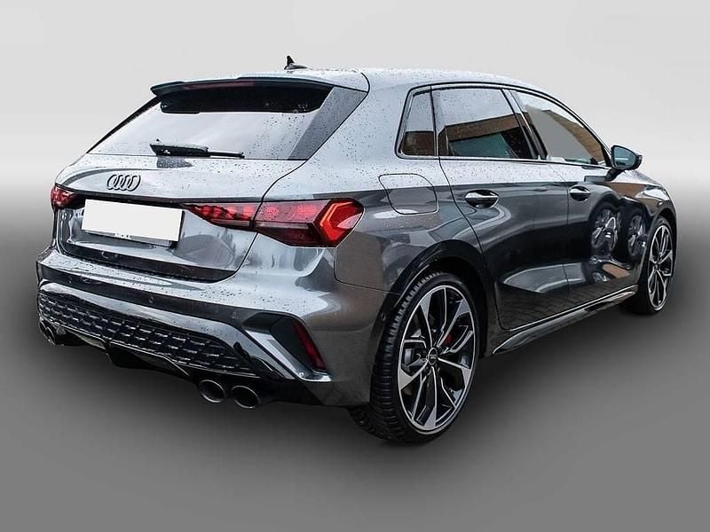 Second-hand Audi S3 333 CP (244 kW) 2025 Gri Berlinǎ