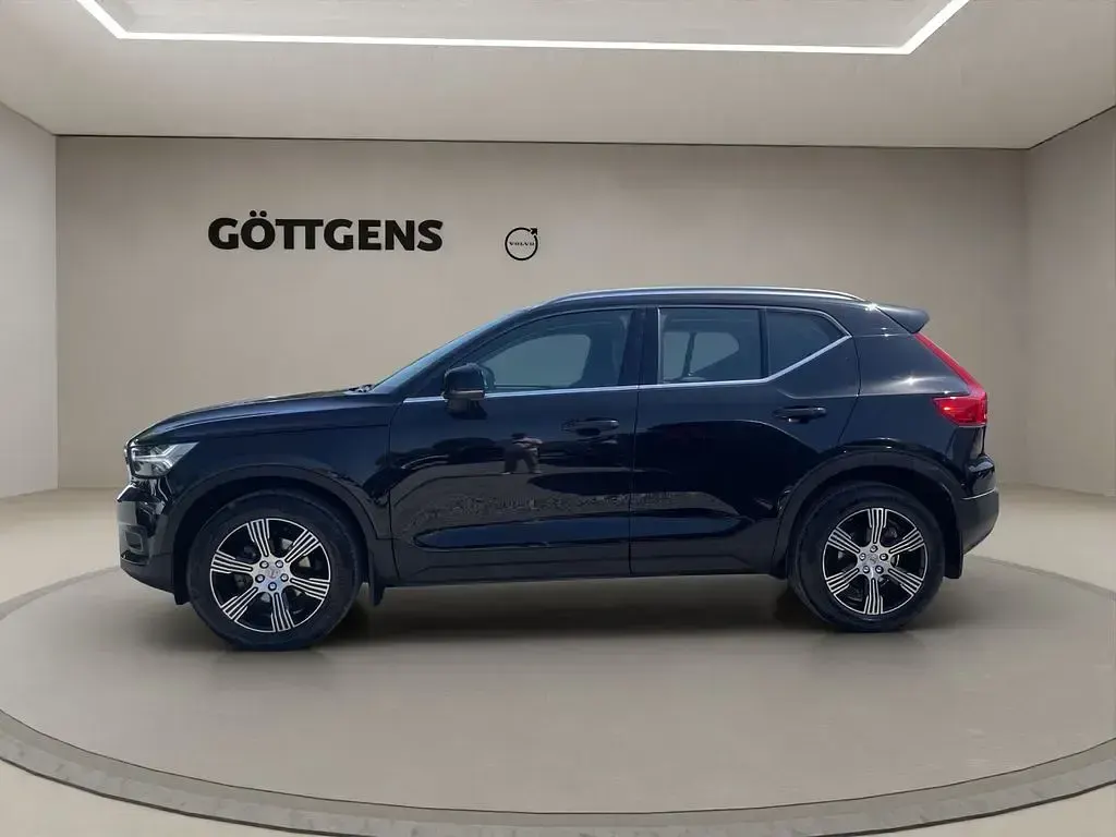 Gebraucht Volvo XC40 Inscription 163 PS (119 kW) 2021 Schwarz SUV