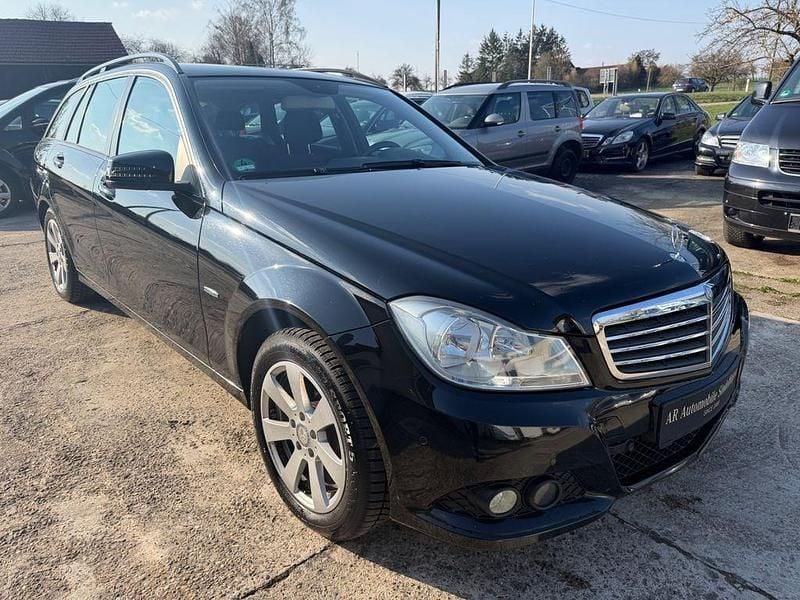 Gebraucht Mercedes C200 136 PS (100 kW) 2012 Schwarz Limousine