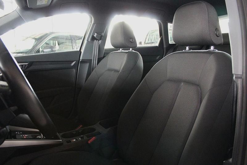 Gebraucht Audi A3 150 PS (110 kW) 2022 Brillantschwarz Limousine