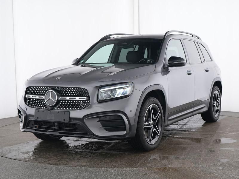 Gebraucht Mercedes GLB180 AMG 136 PS (100 kW) 2025 Grau SUV