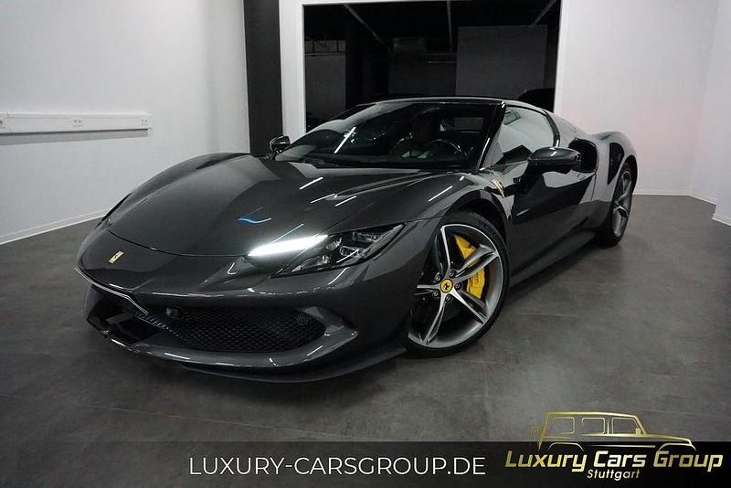 Gebraucht Ferrari 296 829 PS (609 kW) 2023 Canna di fucile (pnth) Coupé