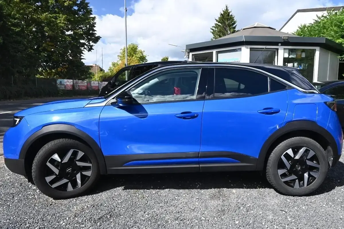 Gebraucht Opel Mokka Elegance 131 PS (96 kW) 2022 Voltaic blue SUV