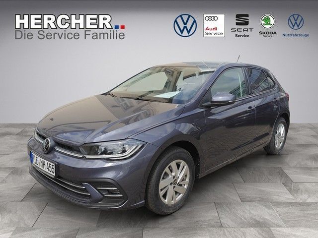 Grau Neu 2025 VW Polo Style Limousine | 24.950 € (Teuer) - Bild 1/4