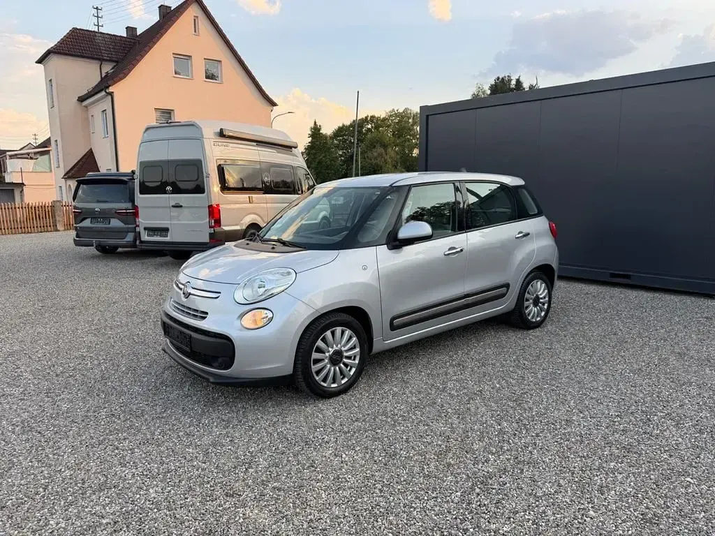 Gebraucht Fiat 500L Pop Star 105 PS (77 kW) 2014 Silber Van / Kleinbus