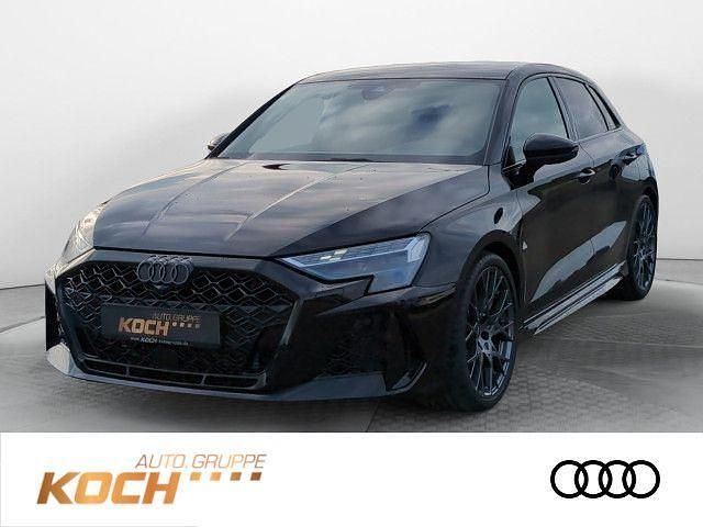 Mythosschwarz metallic Gebraucht 2025 Audi RS3 Sportback Ambiente Kleinwagen | 63.890 € (Superpreis) - Bild 1/4