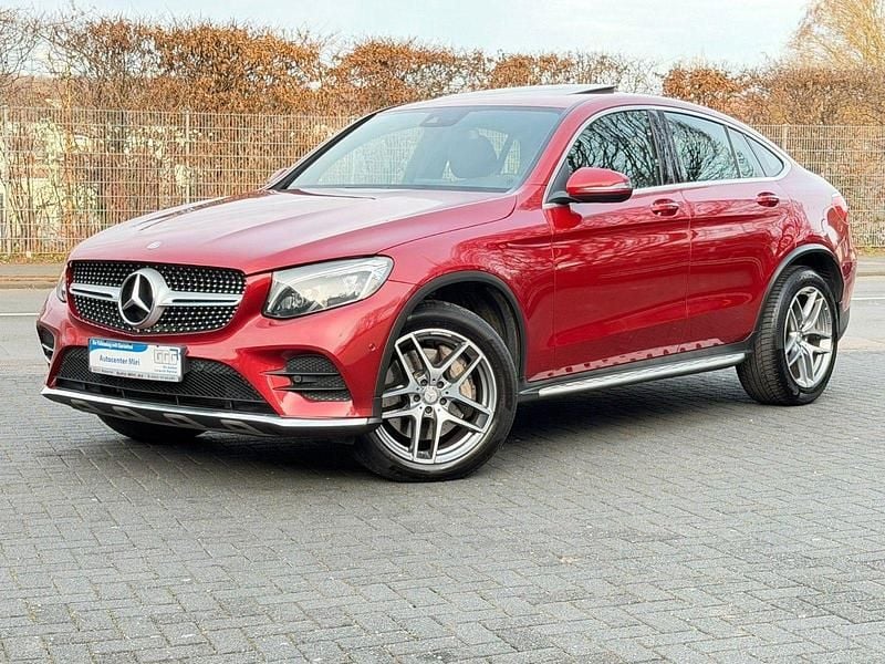 Gebraucht Mercedes GLC250 AMG line 204 PS (150 kW) 2016 Rot Coupé