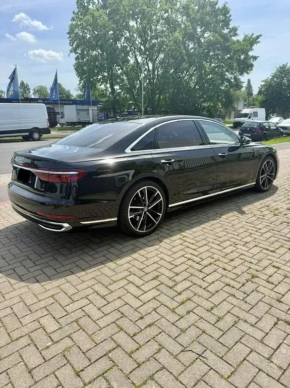 Gebraucht Audi A8L Ambiente 286 PS (210 kW) 2022 Schwarz Limousine