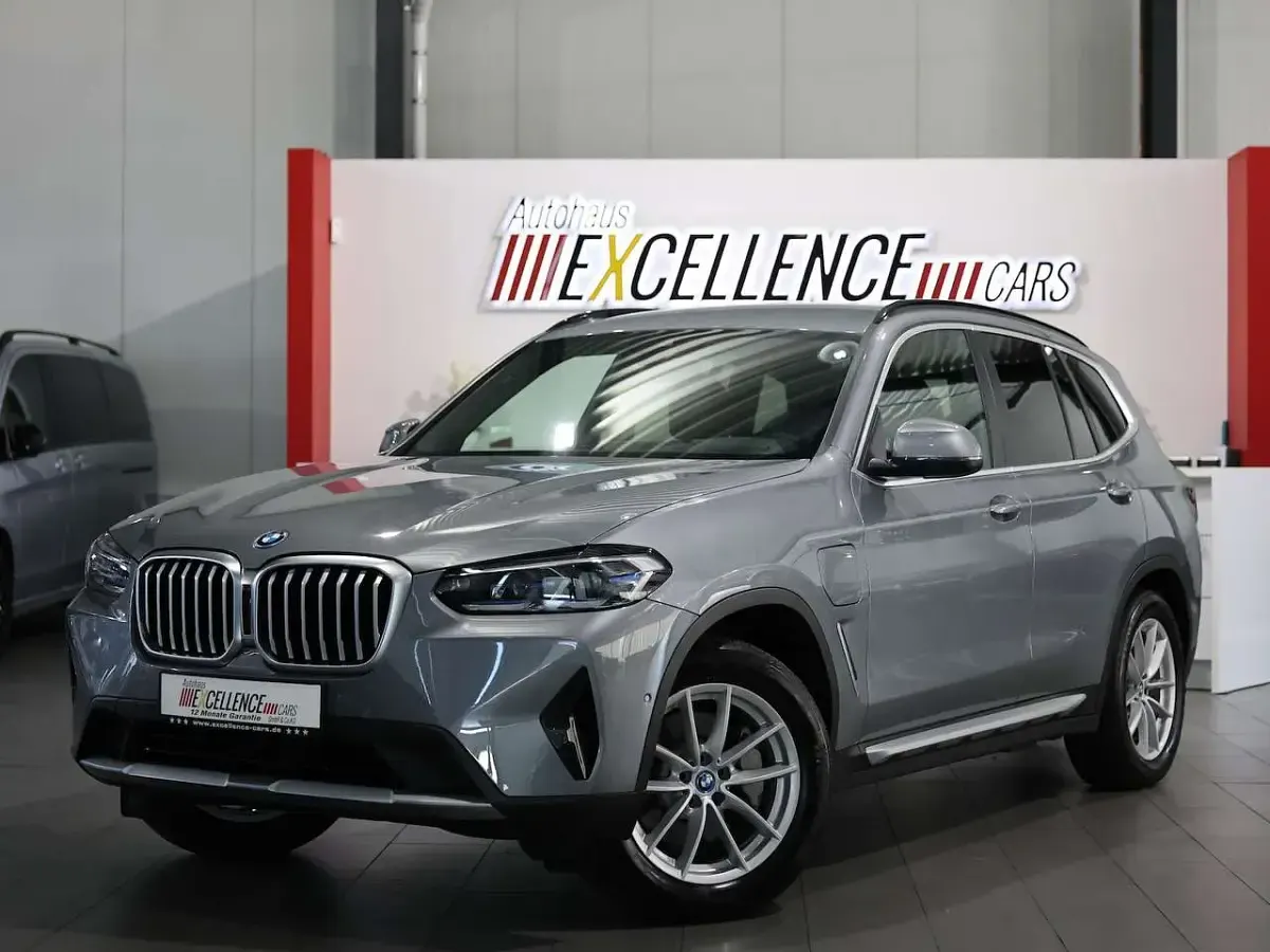 Gebraucht BMW X3 Sport Line 292 PS (214 kW) 2023 Grau SUV