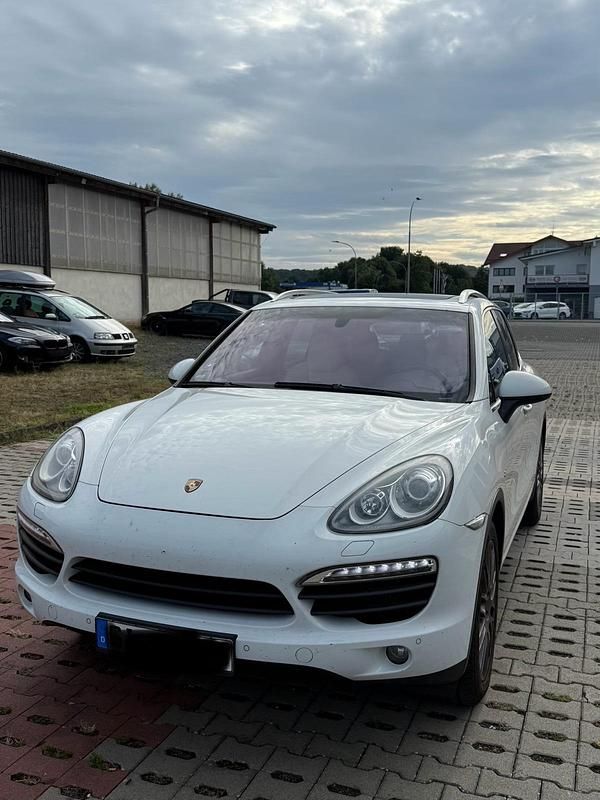 Weiß Gebraucht 2013 Porsche Cayenne S SUV | 22.500 € (Superpreis) - Bild 1/4
