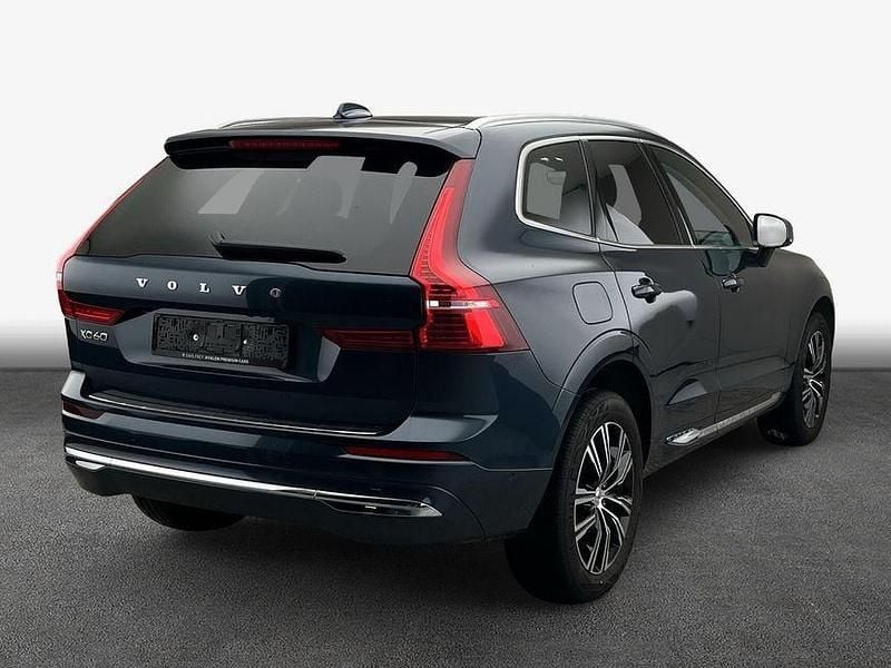 Gebraucht Volvo XC60 Inscription 235 PS (172 kW) 2021 Blau SUV