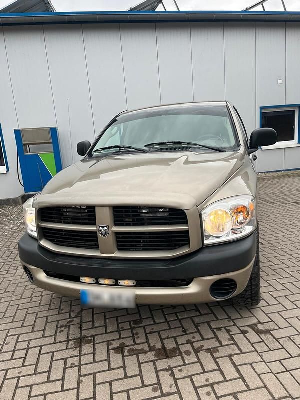 Gebraucht Dodge Ram 349 PS (256 kW) 2008 Gold Pickup